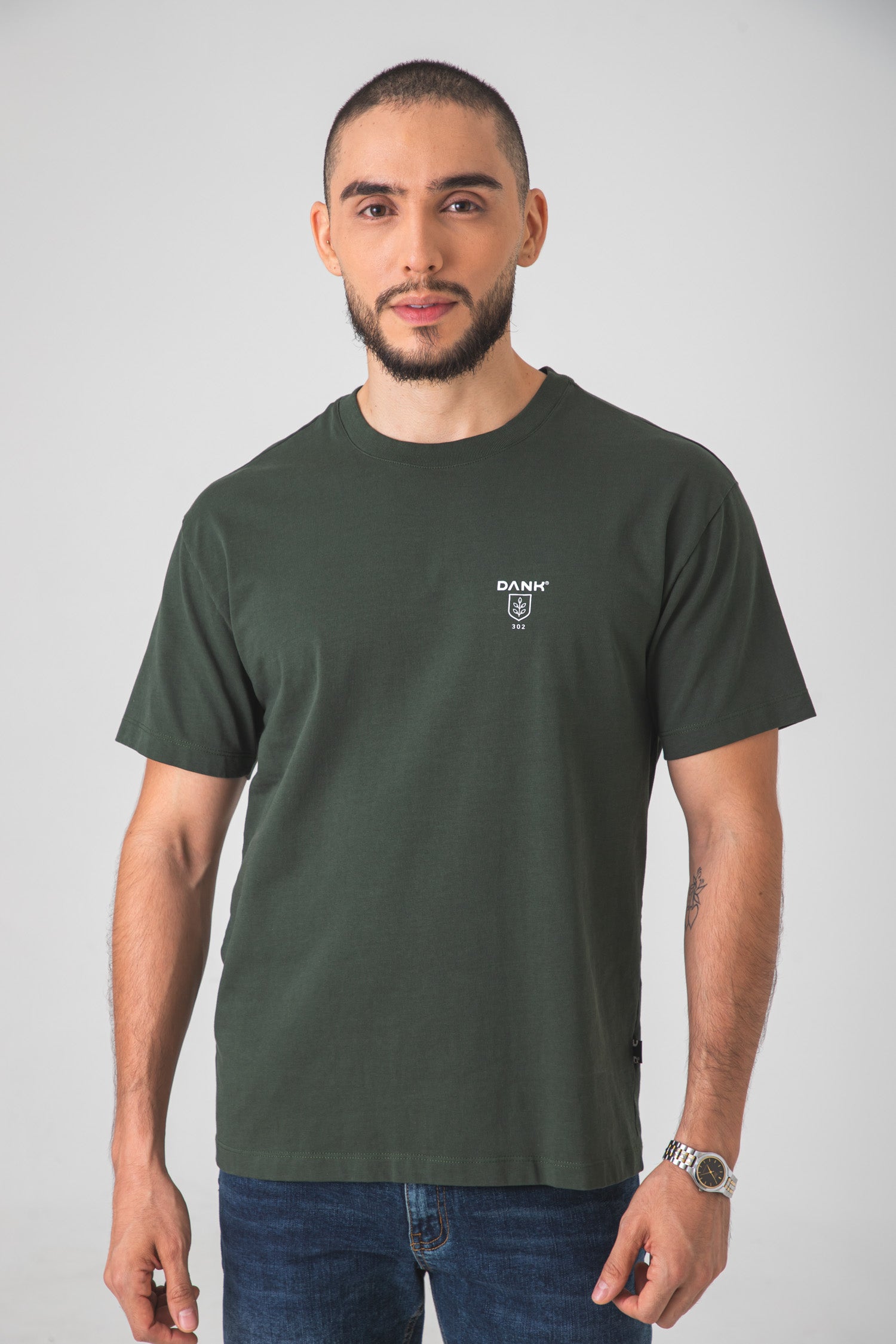 Camiseta Regular Earth Club DANK
