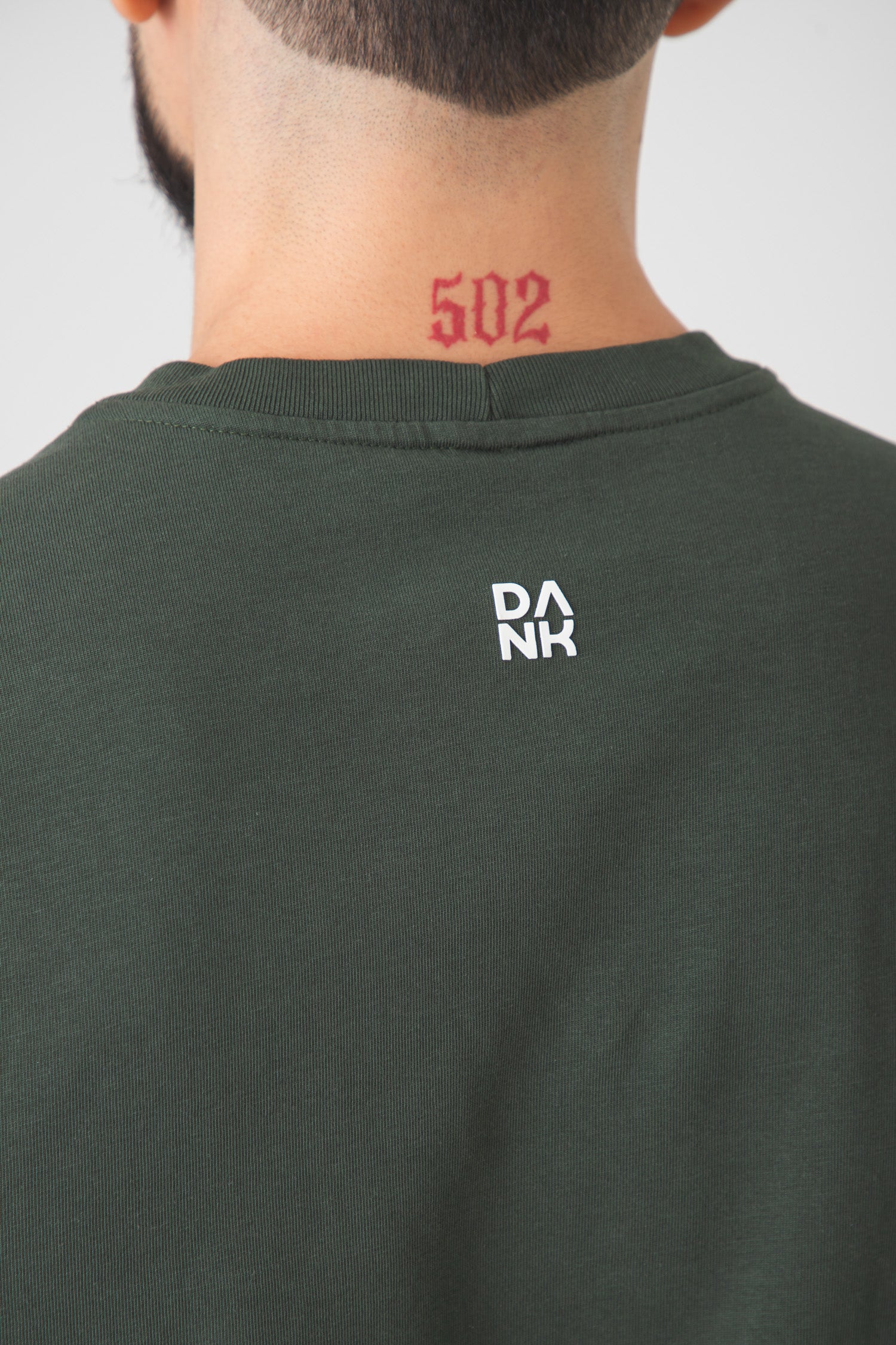 Camiseta Regular Earth Club DANK