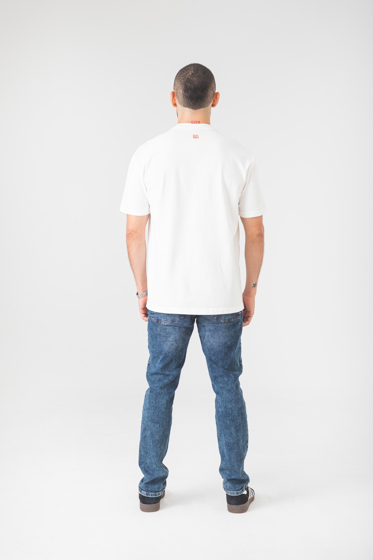 Camiseta Regular DANK