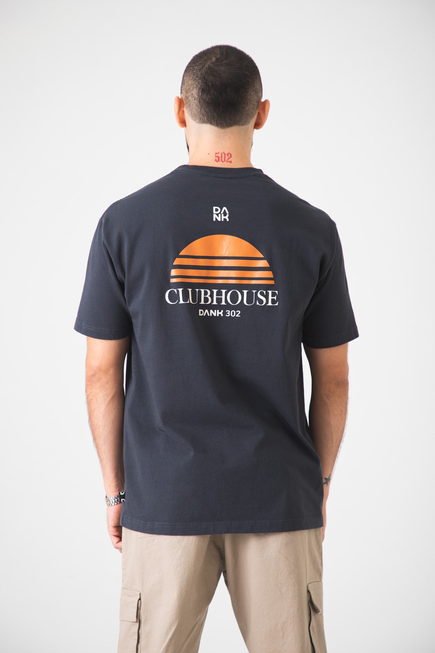 Camiseta Regular Earth Club Esencial DANK